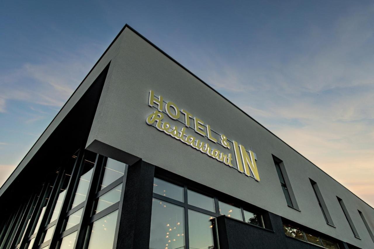 Hotel IN Zepce Buitenkant foto